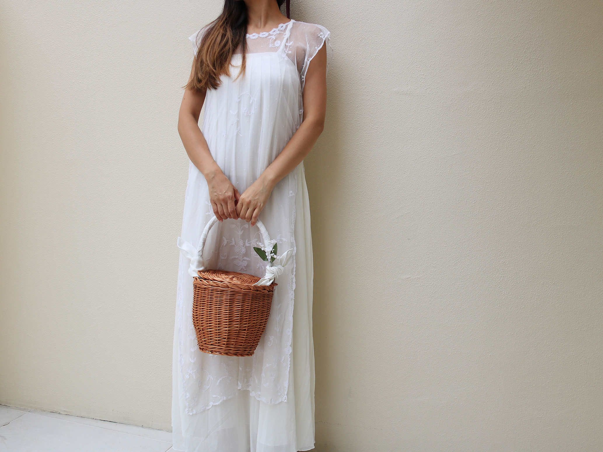 White Coordinate for June Bride