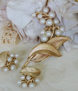 【NEW】Trifari