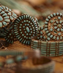 Native American Jewelry by Zuni ズニ族のデザイン