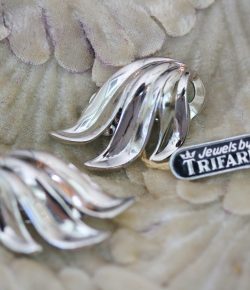 【New】Trifari Silver Earring & Brooch