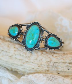 【NEW】Bangle